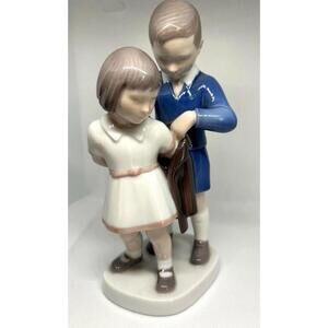 G Copenhagen Porcelain Figurine Boy Helping Girl 2312 Denmark 7”